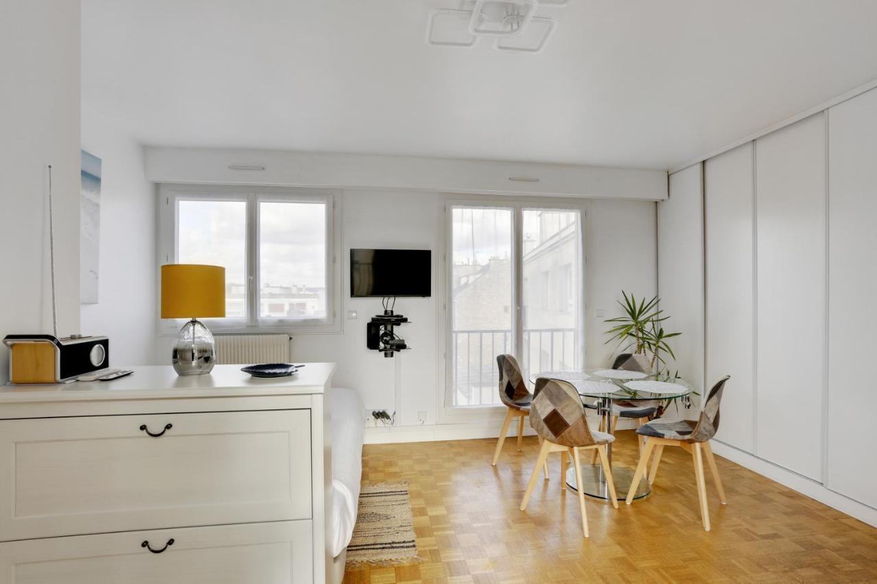 Le Nid Du Roi - Appartement Terrasse - Βερσαλλίες Εξωτερικό φωτογραφία
